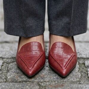 Red crocodile embossed leather loafers (size 6)